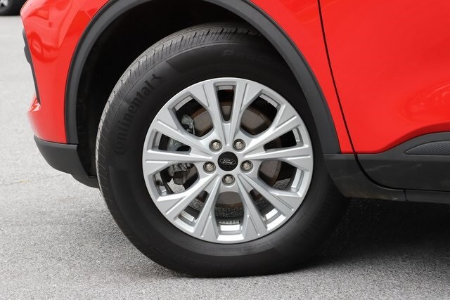 2024 Ford Escape Active photo 2