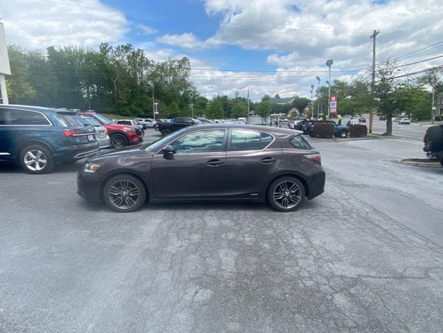 2013 Lexus CT 200h 200h's photo