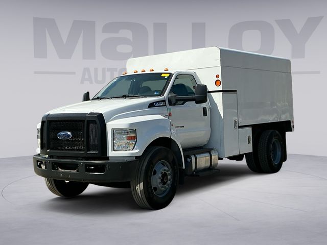 2016 Ford F-750's photo