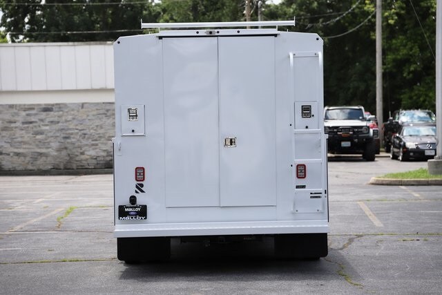 2026 Ford E-350 Base photo 3