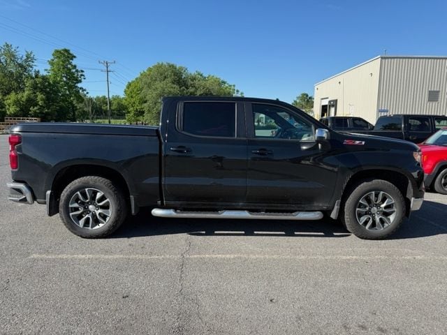 2025 Chevrolet Silverado 1500 LT 4X4 Crew Cab Short Box's photo