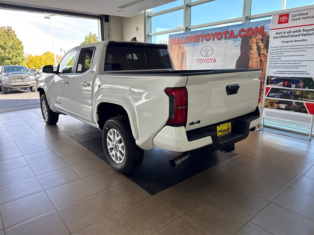 New 2025 Toyota Tacoma SR5 Truck Double Cab