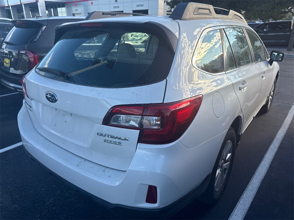 2017 Subaru Outback 2.5i photo 3