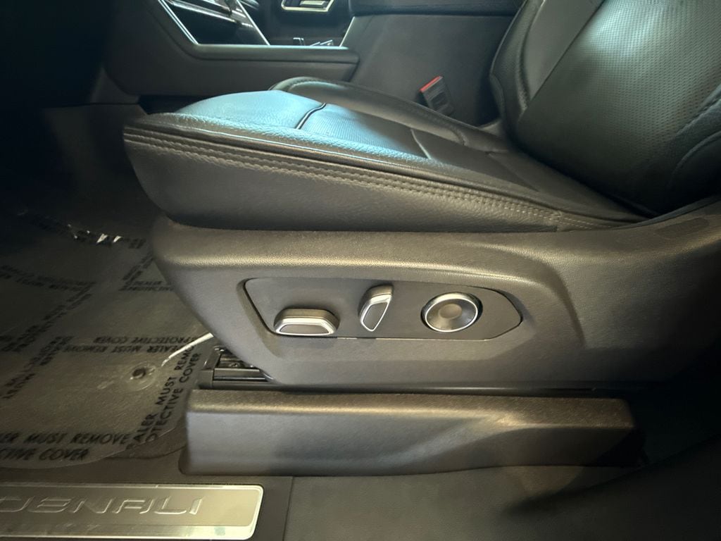 2025 GMC Sierra 3500HD Denali - Photo 9