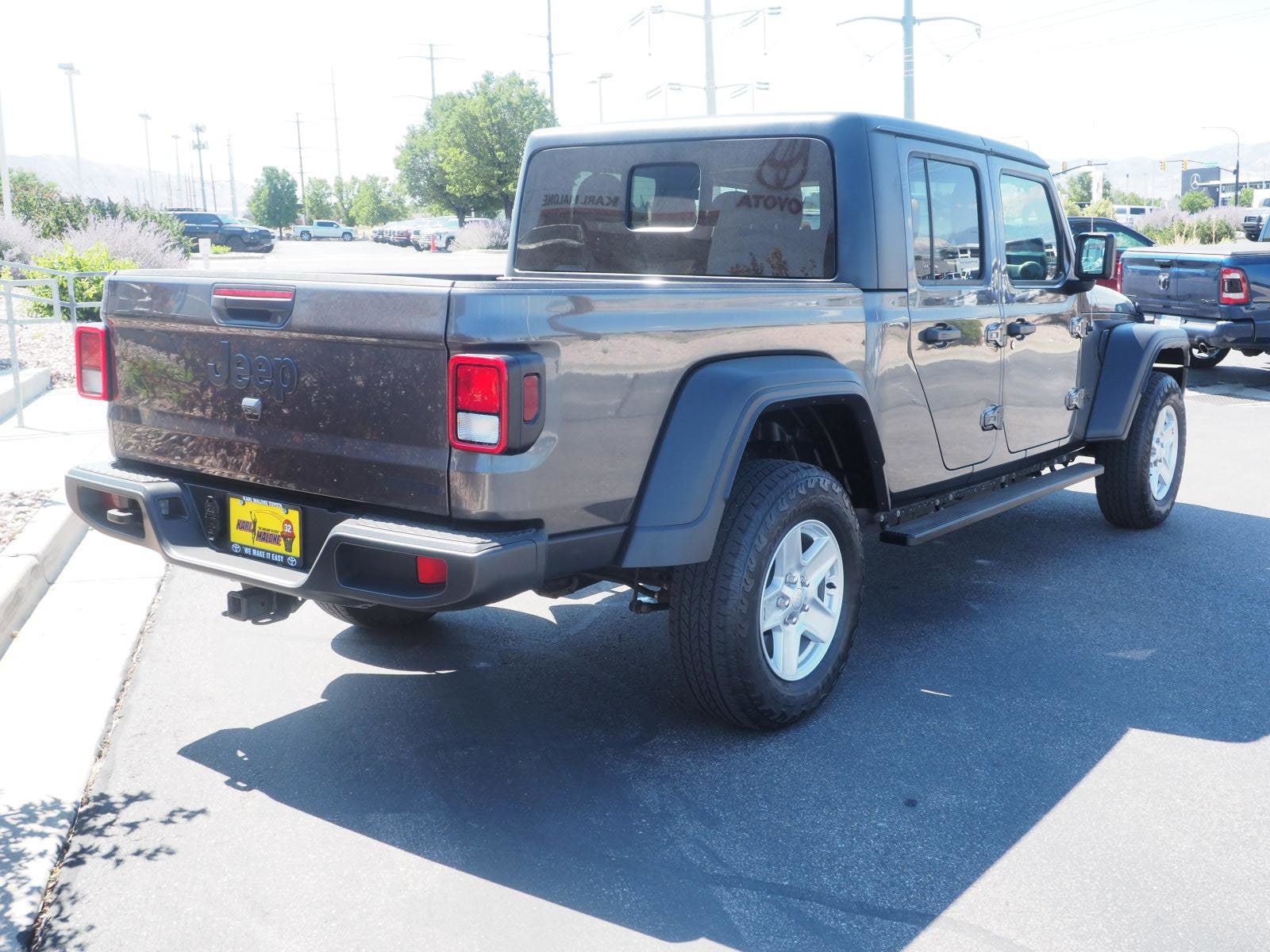 Used 2020 Jeep Gladiator Sport S with VIN 1C6JJTAG1LL211300 for sale in Draper, UT