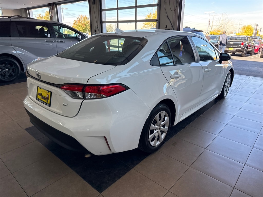 Used 2024 Toyota Corolla LE Sedan