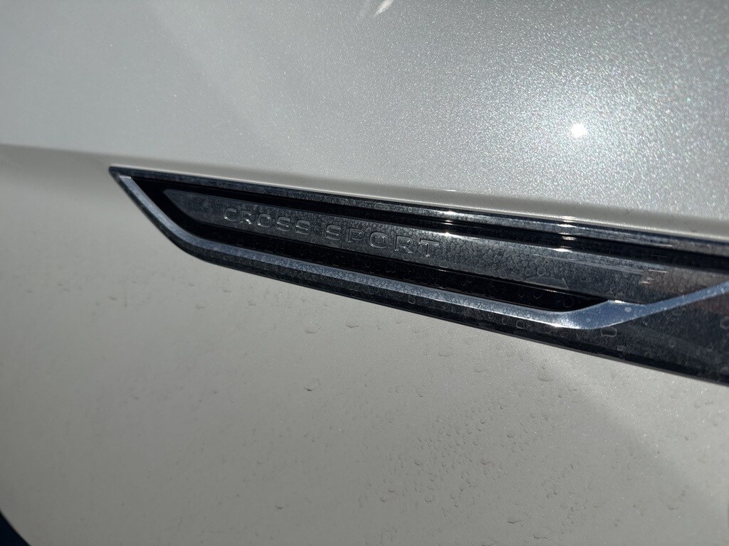 Used 2024 Volkswagen Atlas Cross Sport 2.0T SEL R-Line SUV