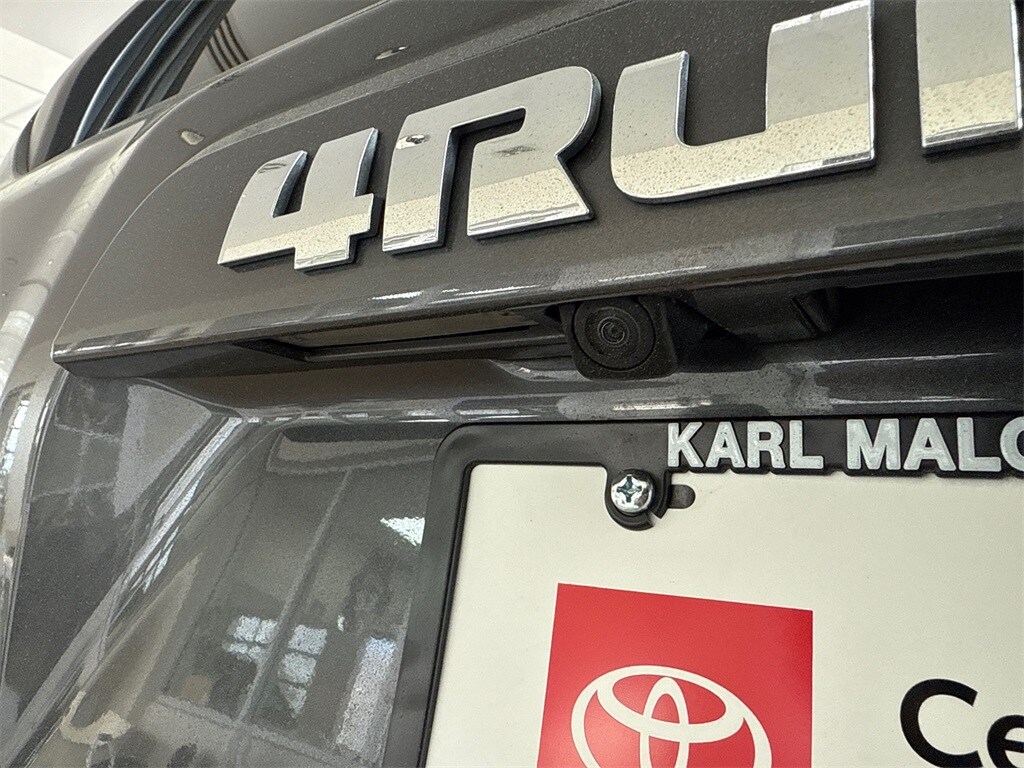 2023 Toyota 4Runner SR5 Premium photo 4
