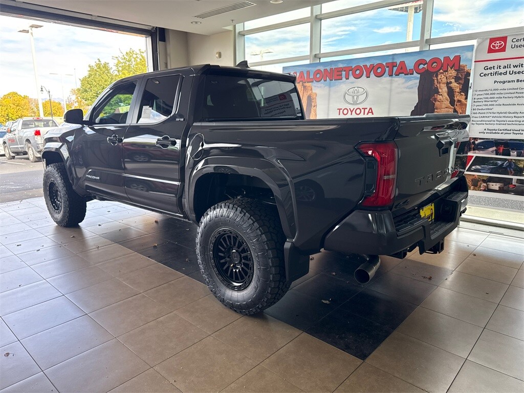 2025 Toyota Tacoma SR5 photo 2
