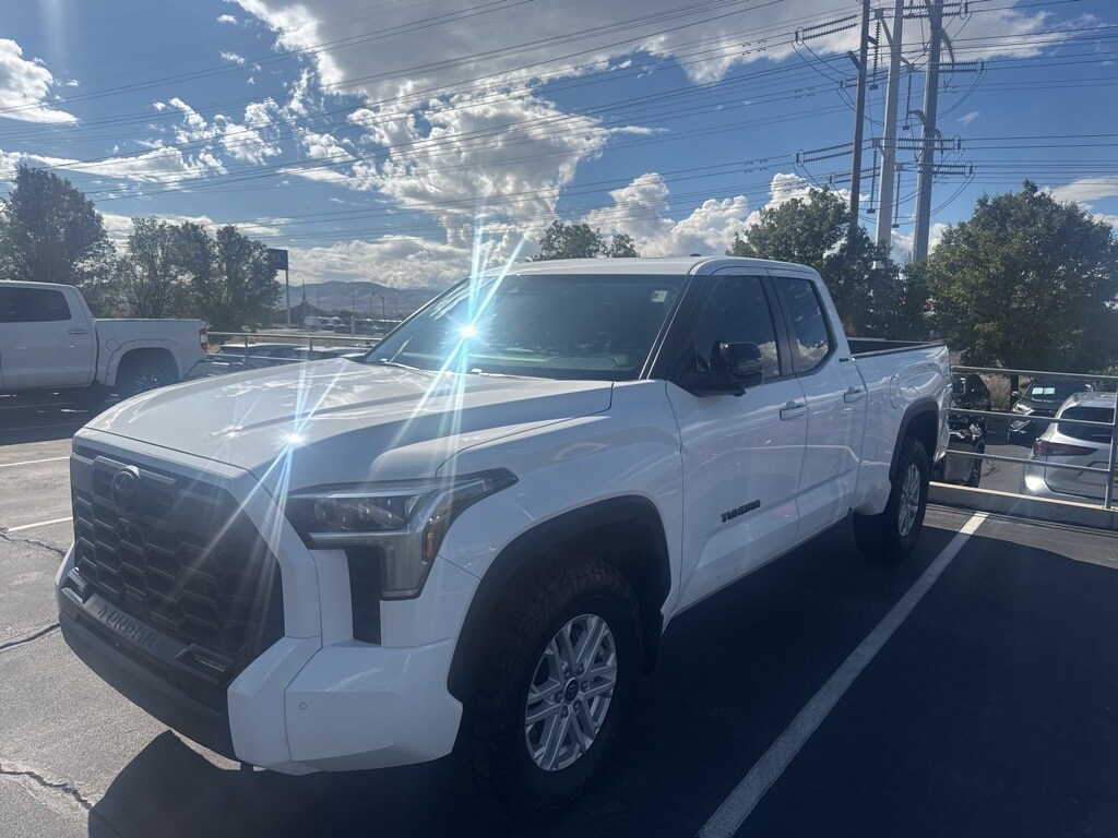 2024 Toyota Tundra Limited photo 4