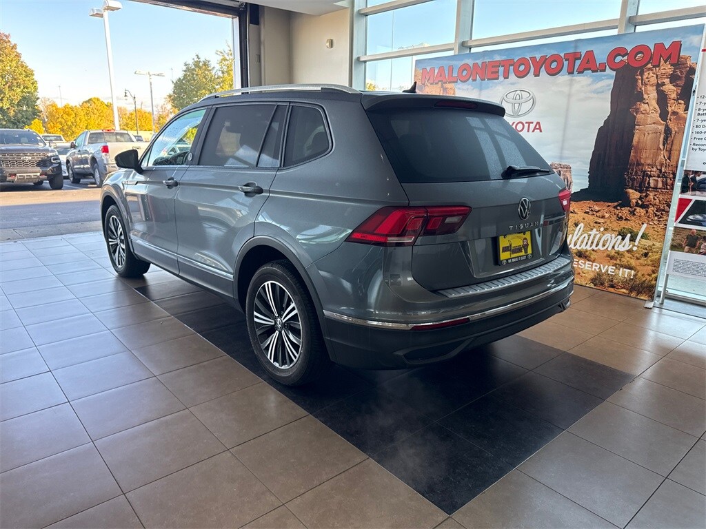 2024 Volkswagen Tiguan Wolfsburg Edition photo 2