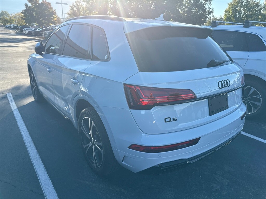 2025 Audi Q5 45 S line Premium Plus photo 2