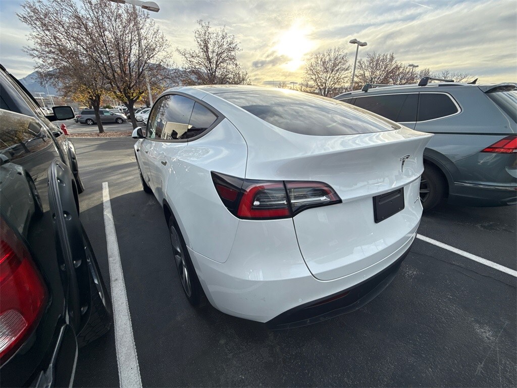 2020 Tesla Model Y Long Range photo 2