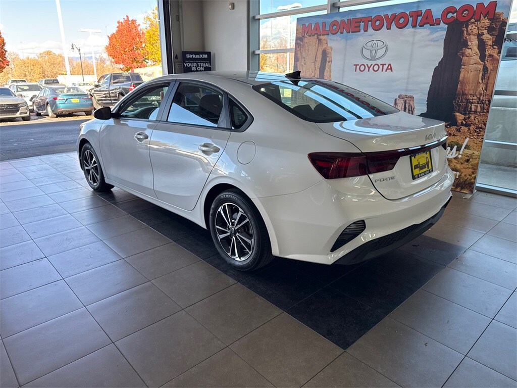 Used 2024 Kia Forte LXS Sedan