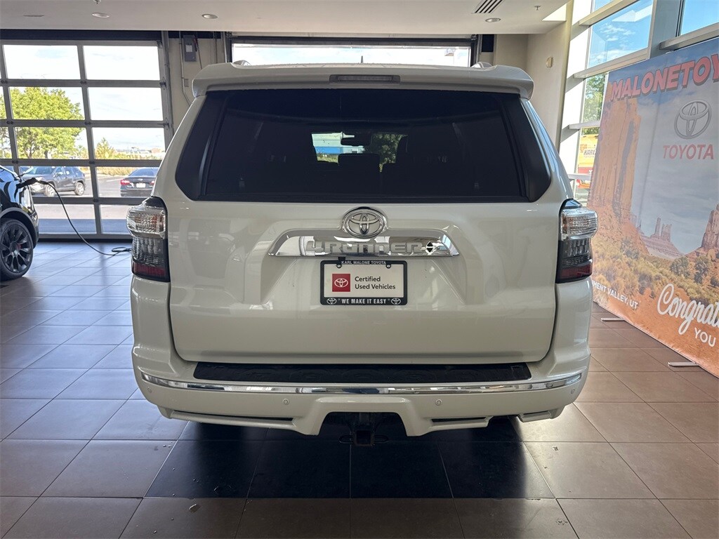 2022 Toyota 4Runner Limited photo 2