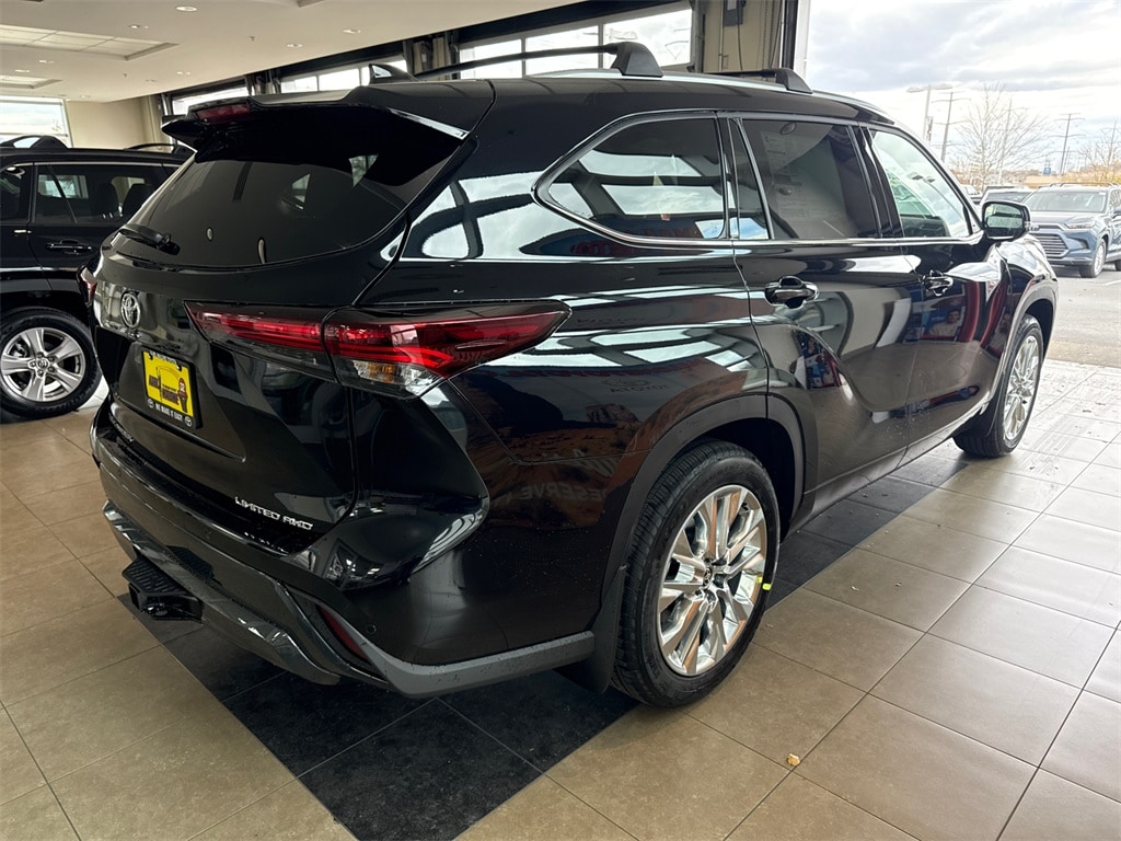 New 2026 Toyota Highlander Limited SUV