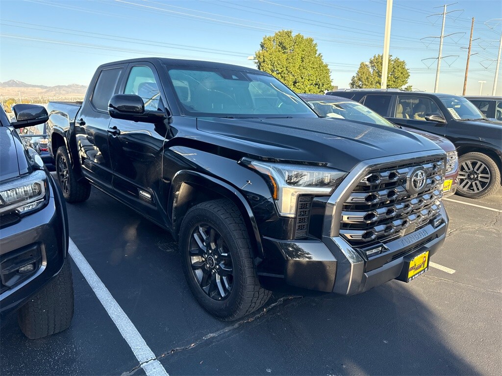 2023 Toyota Tundra Platinum CrewMax photo 4