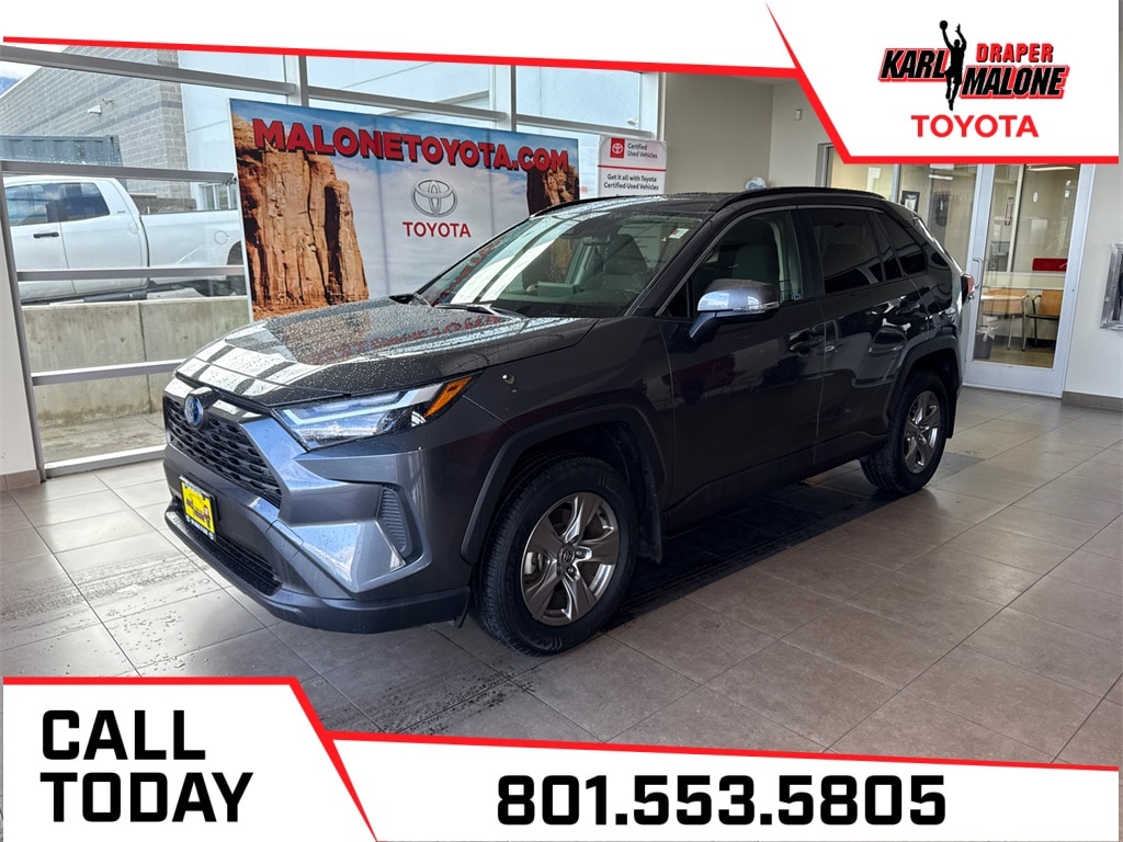2024 Toyota RAV4 LE