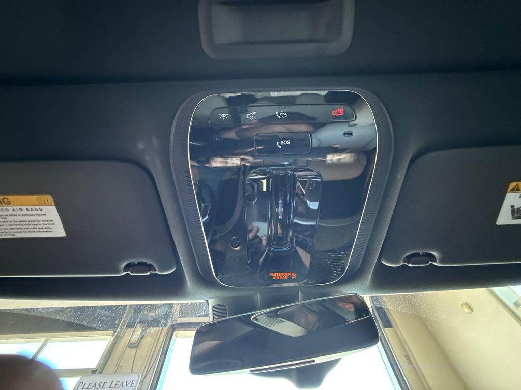 2025 Mercedes-Benz C-Class Sedan C 300 - Photo 14