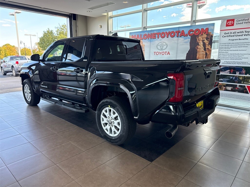 2025 Toyota Tacoma SR5 photo 2