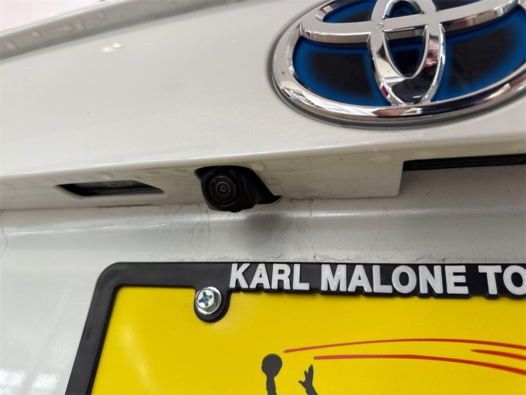 2024 Toyota RAV4 Hybrid XLE Premium photo 4