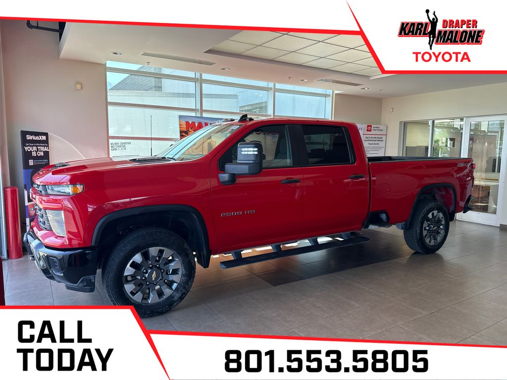 2025 Chevrolet Silverado HD Custom 4WD Crew Cab Standard Box's photo