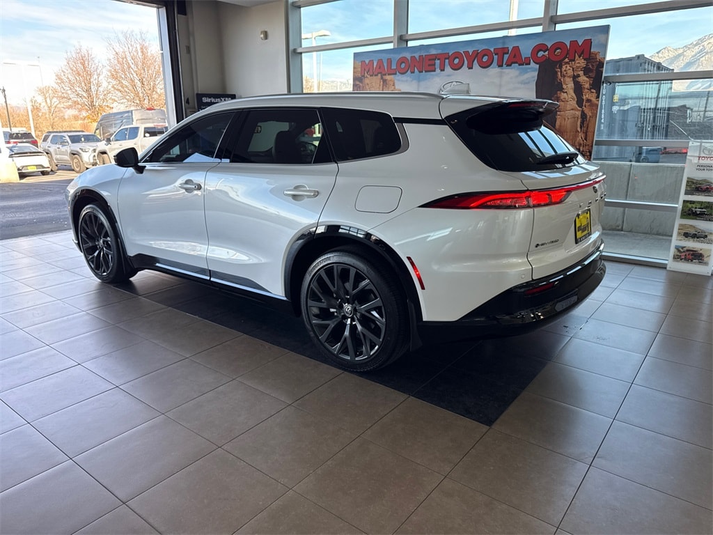 Used 2025 Toyota Crown Signia Limited SUV