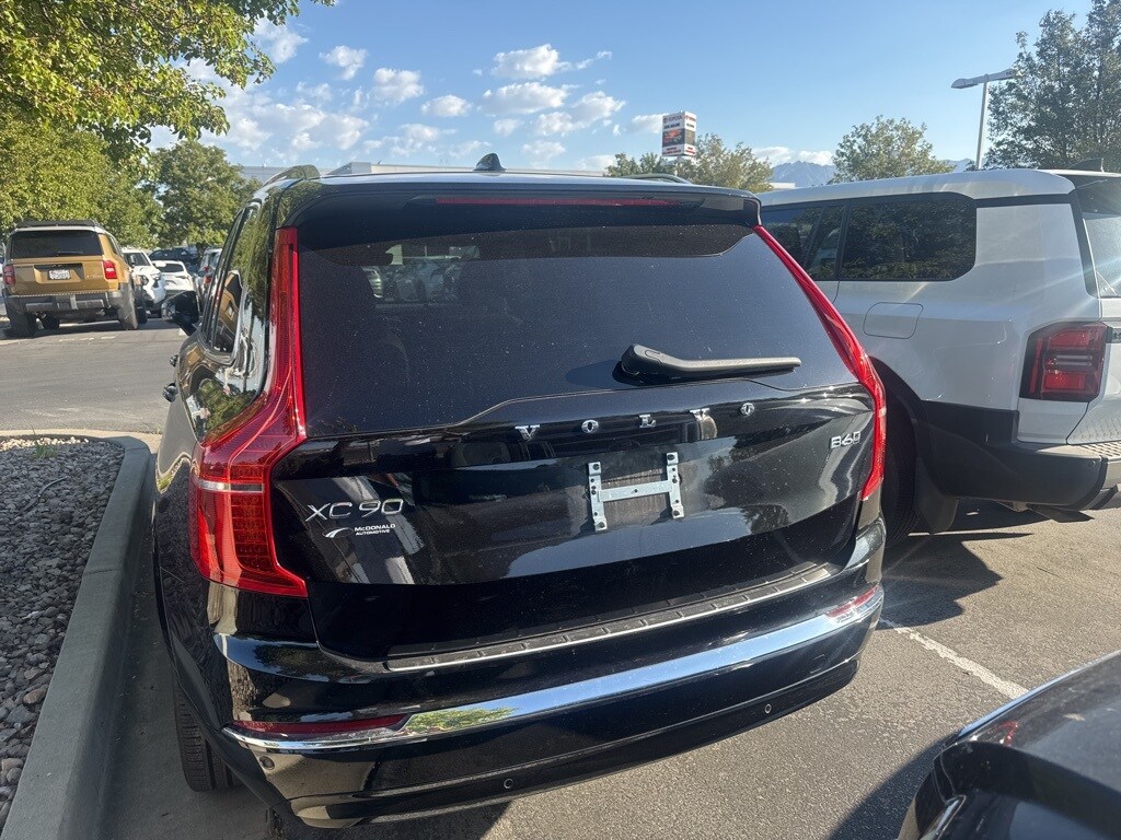 2024 Volvo XC90 Plus photo 3