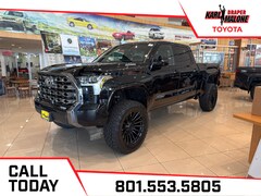 2026 Toyota Tundra i-FORCE MAX Platinum i-FORCE MAX Truck CrewMax
