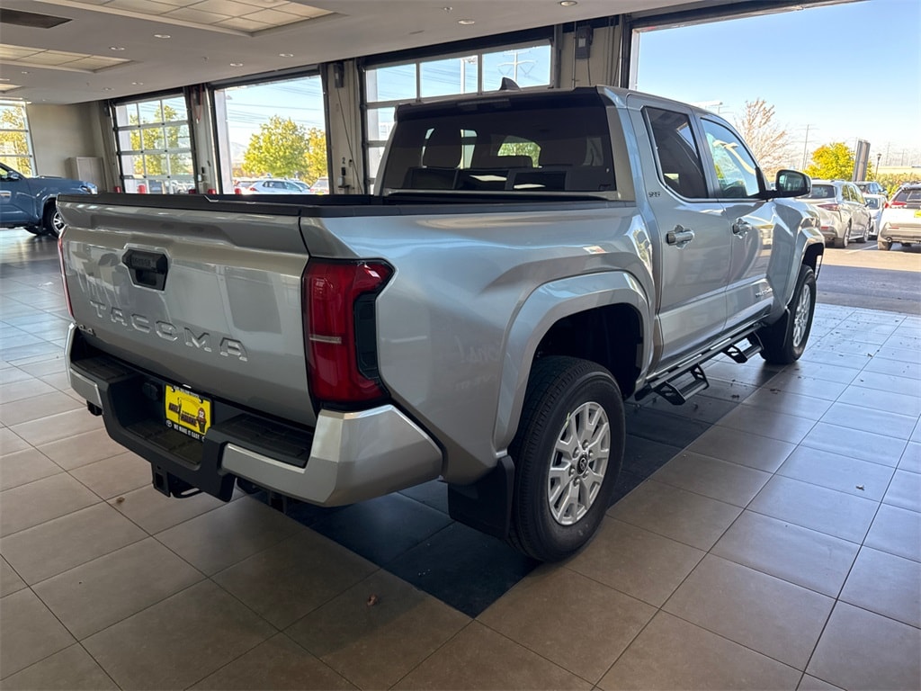 New 2025 Toyota Tacoma SR5 Truck Double Cab