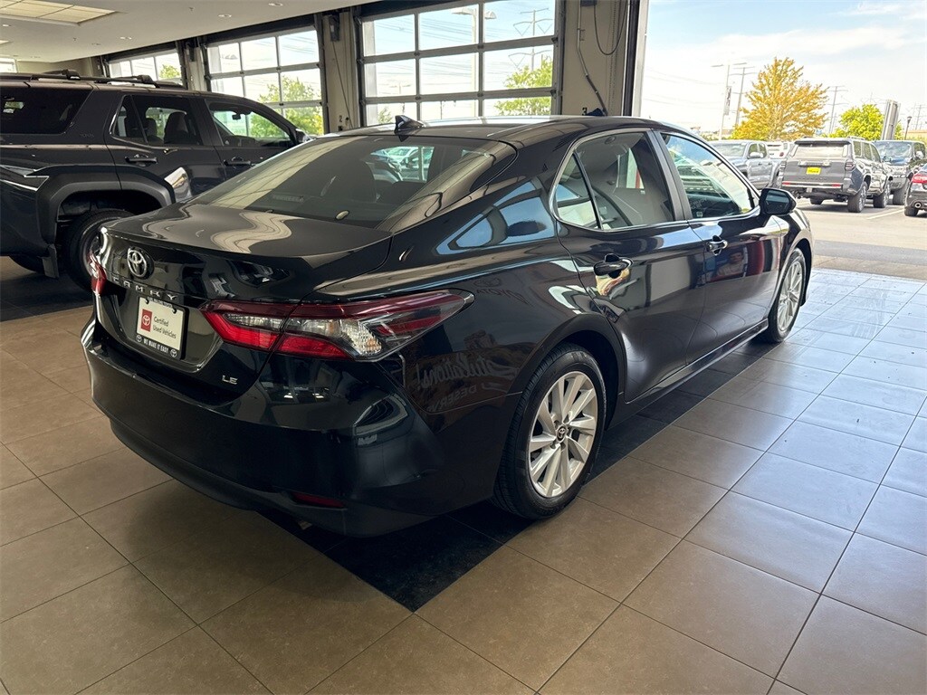 2024 Toyota Camry LE photo 3