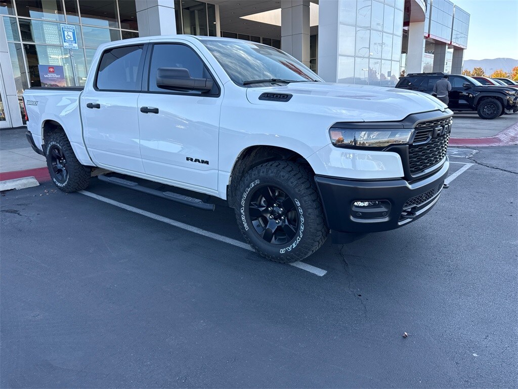 2025 Ram 1500 Tradesman photo 4