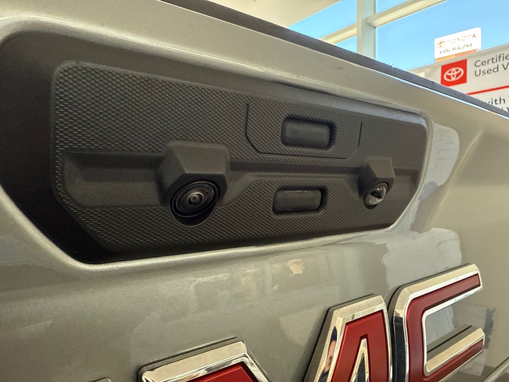2025 GMC Sierra 3500HD Denali - Photo 16