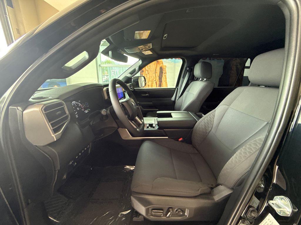 2025 Toyota Sequoia SR5 - Photo 11