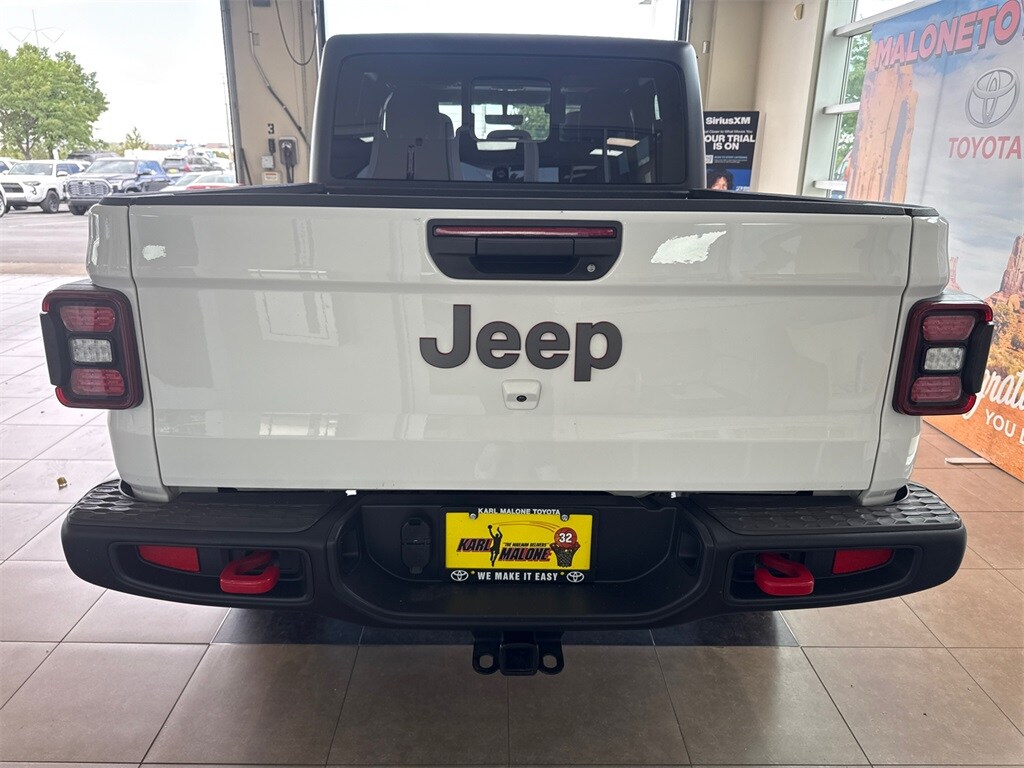2020 Jeep Gladiator Rubicon photo 3
