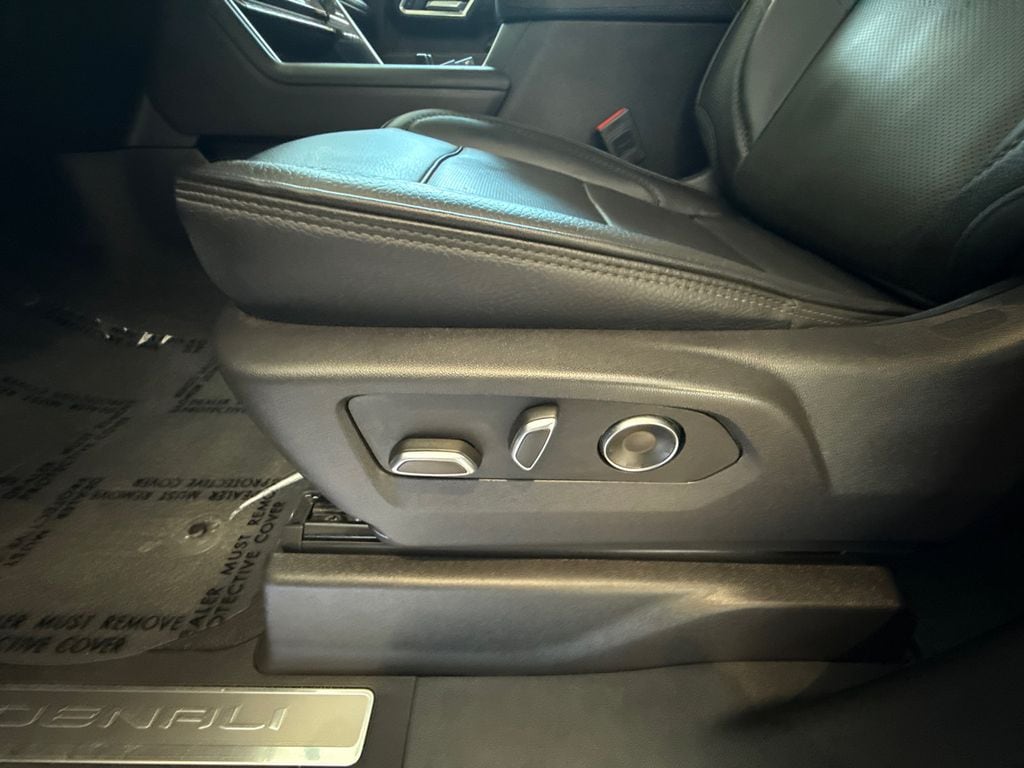 2025 GMC Sierra 3500HD Denali - Photo 9