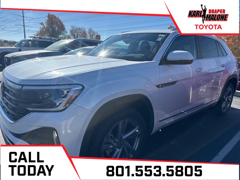 Used 2024 Volkswagen Atlas Cross Sport 2.0T SEL R-Line SUV