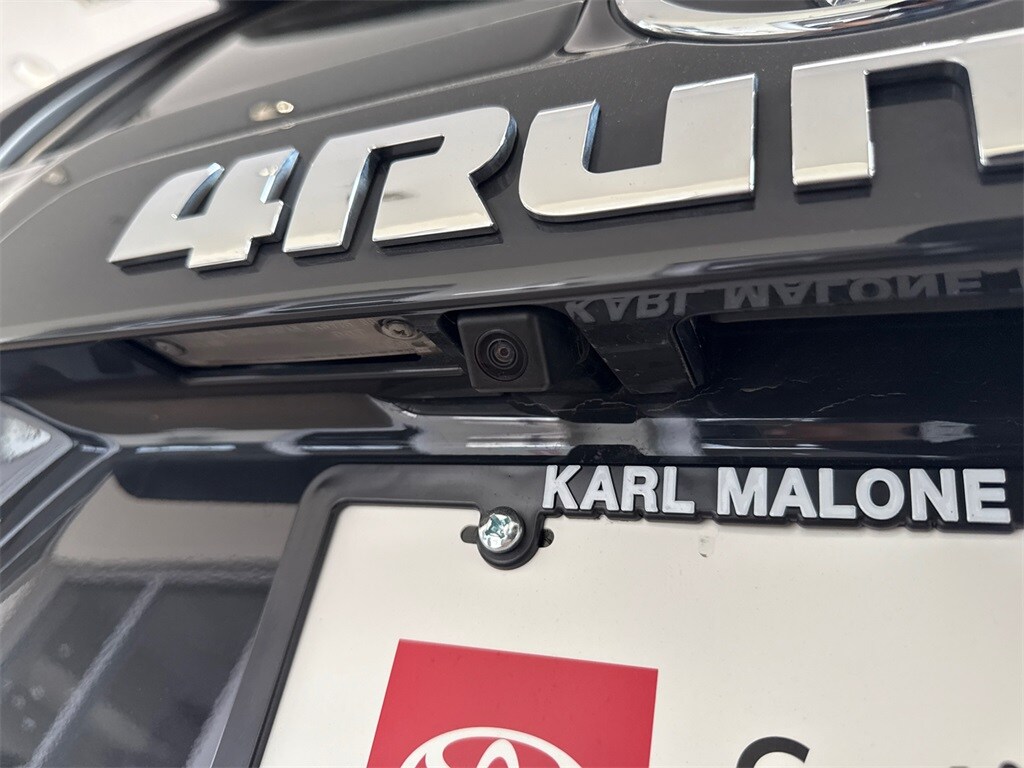 2024 Toyota 4Runner SR5 Premium photo 3