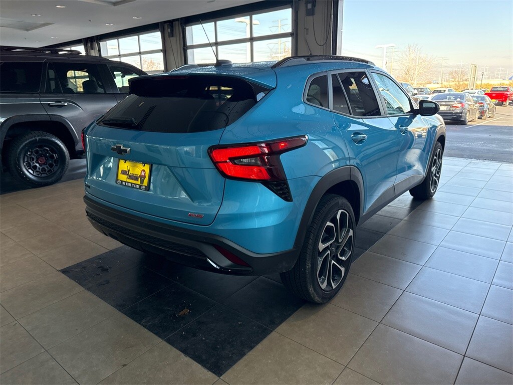 2025 Chevrolet Trax photo 4