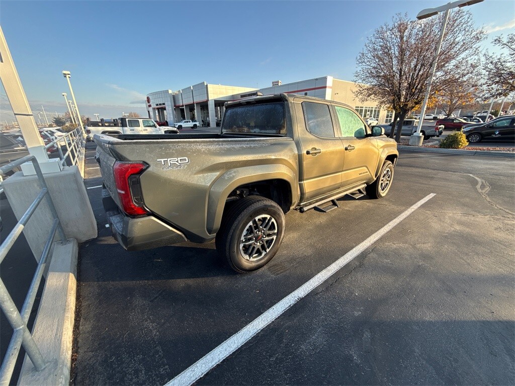 2025 Toyota Tacoma TRD Sport photo 3