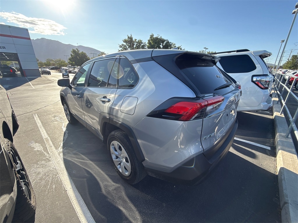 Used 2024 Toyota RAV4 LE with VIN 2T3F1RFV1RW438002 for sale in Northfield, Minnesota