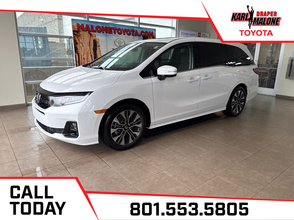 2026 Honda Odyssey Elite's photo