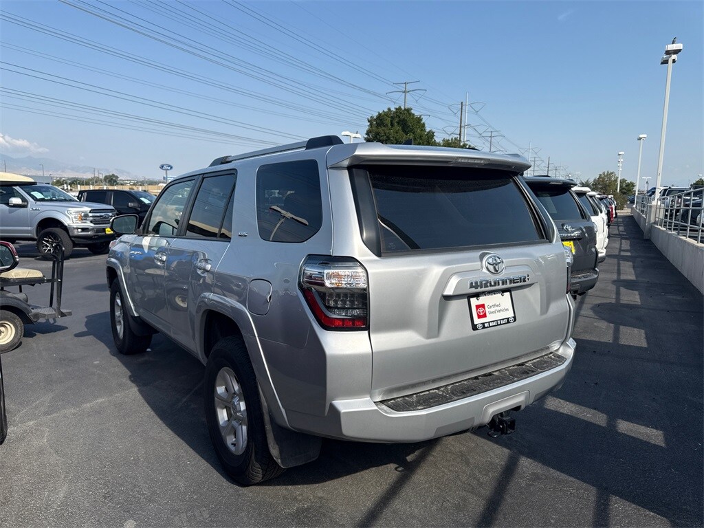2024 Toyota 4Runner SR5 Premium photo 2