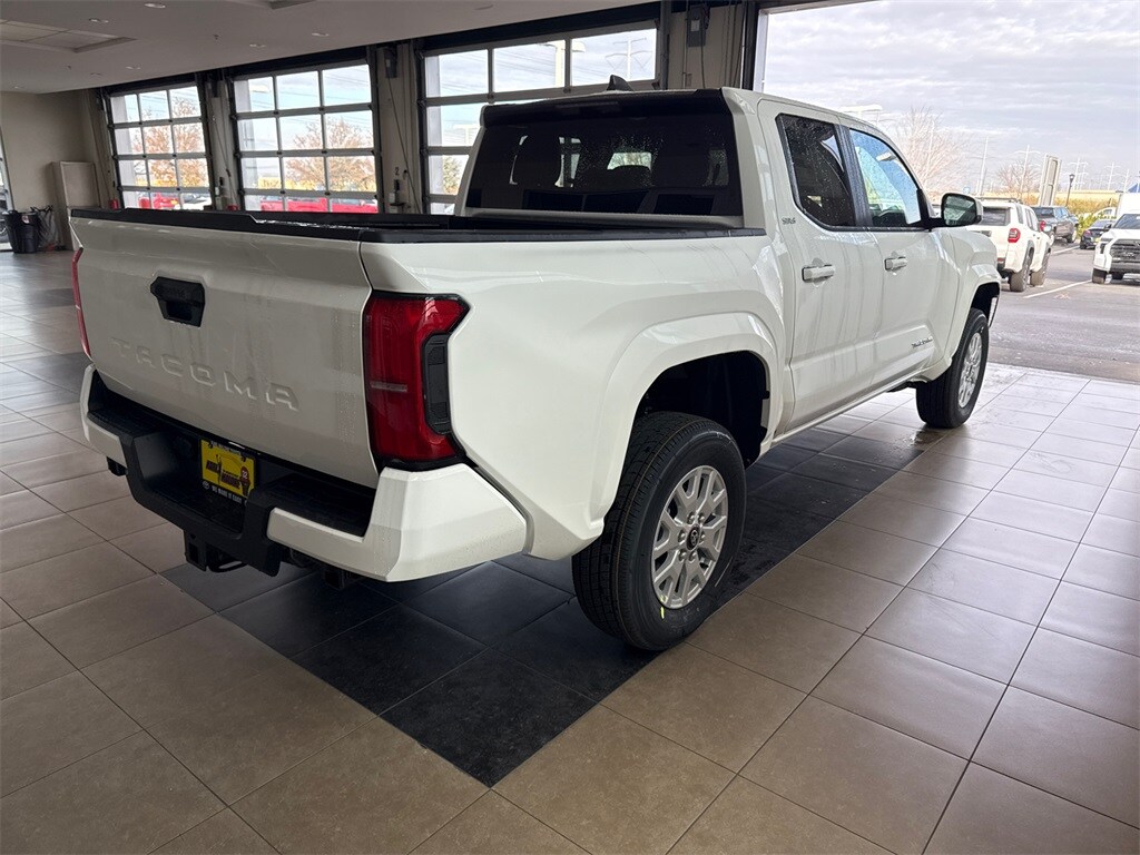 2026 Toyota Tacoma SR5 photo 3