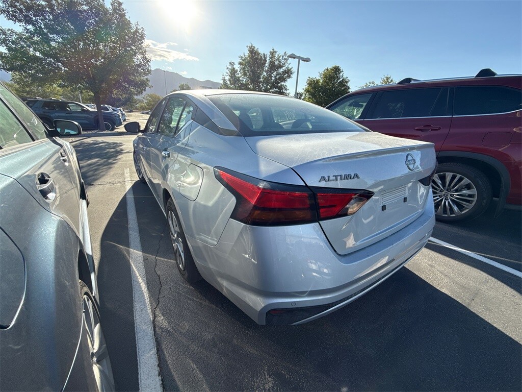 2024 Nissan Altima 2.5 S photo 2