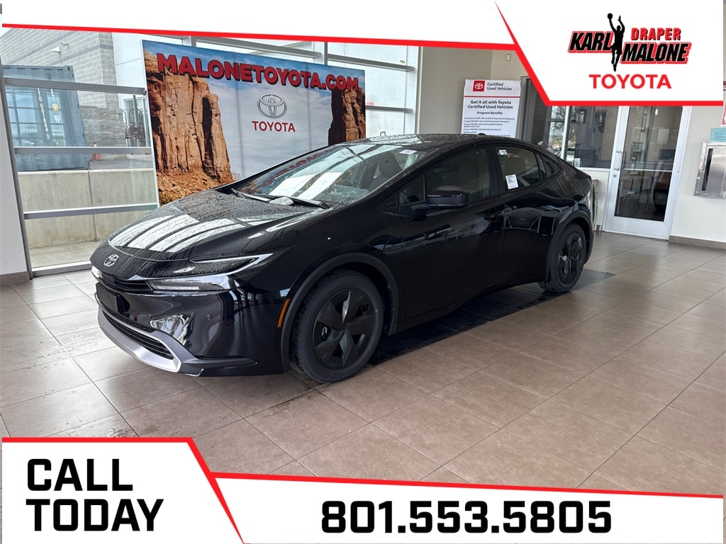 2026 Toyota Prius SE's photo