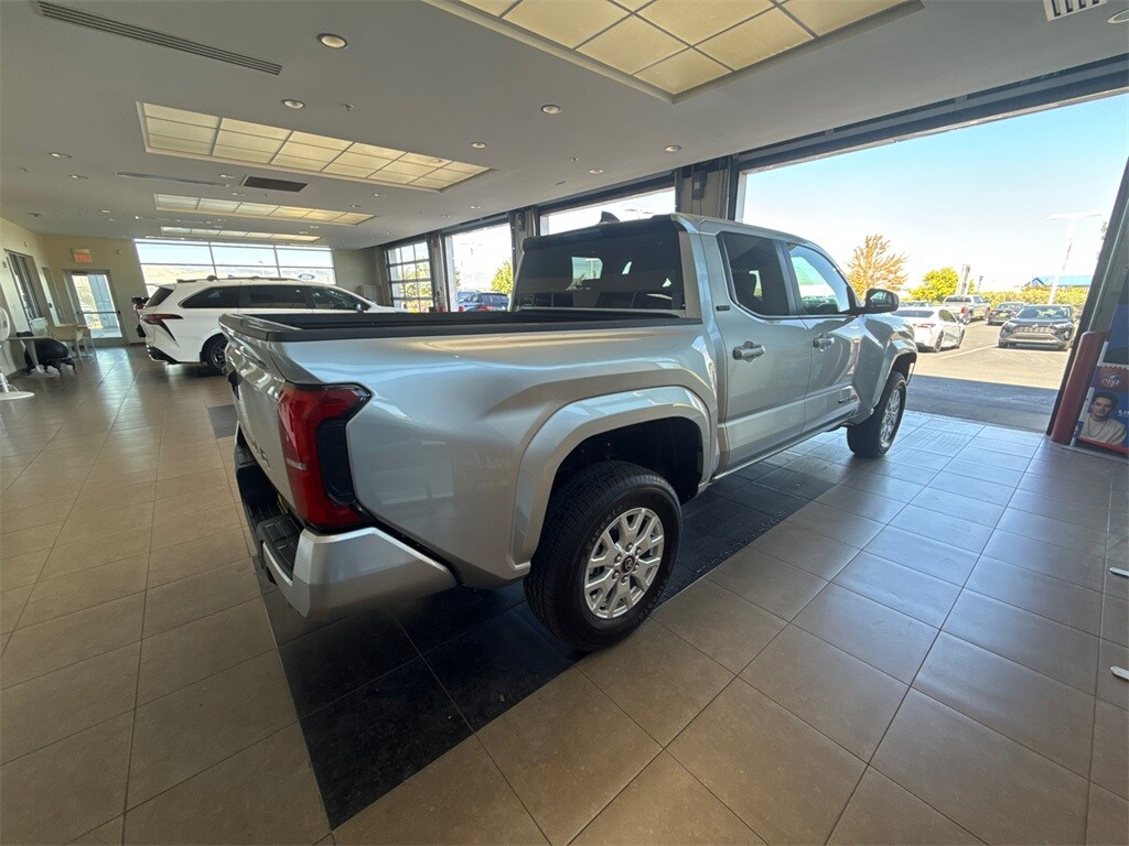 2025 Toyota Tacoma TRD Double Cab photo 3