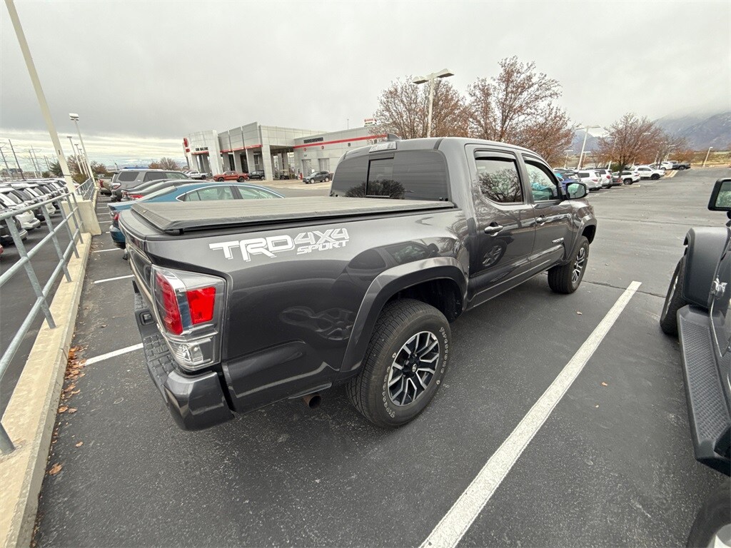 2022 Toyota Tacoma TRD Sport V6 photo 3