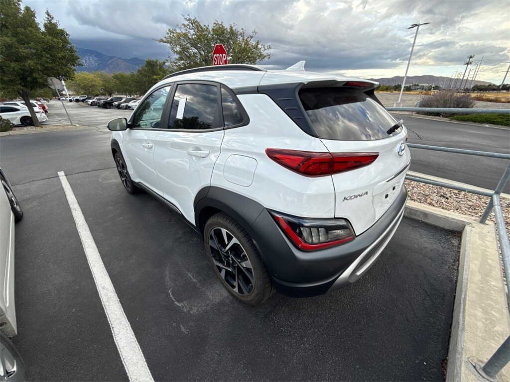 2023 Hyundai Kona Limited photo 2