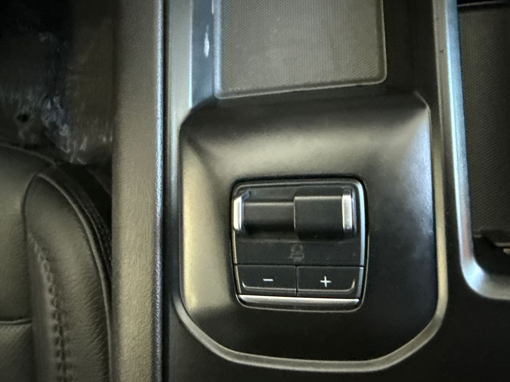 2025 GMC Sierra 3500HD Denali - Photo 26